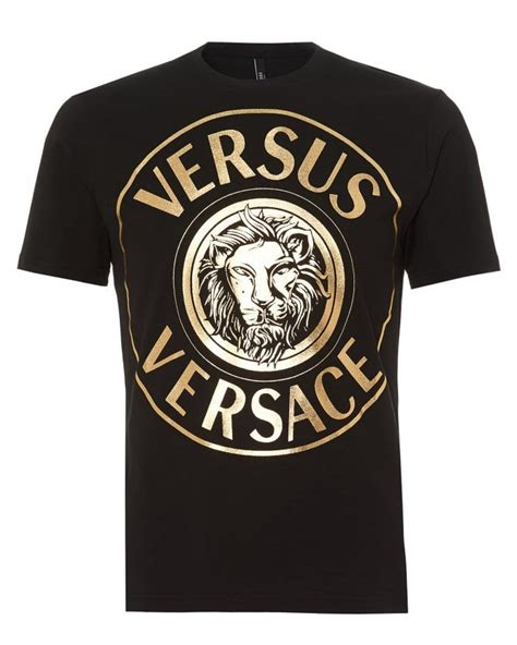 versus versace all over lion print t-shirt black gold|Men's Versus Versace Black Metallic Gold Lion Head Logo T .